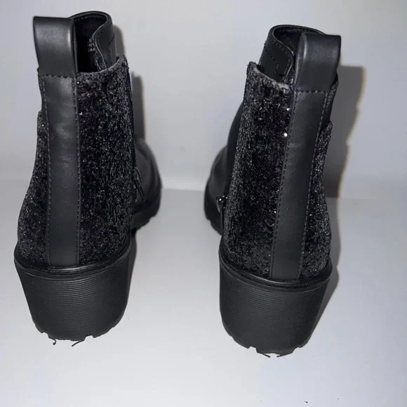 Ladies Sz 5 DV Brand Adorable Black Booties With Sequin Back Girls Sz 3 boots - Picture 4 of 9